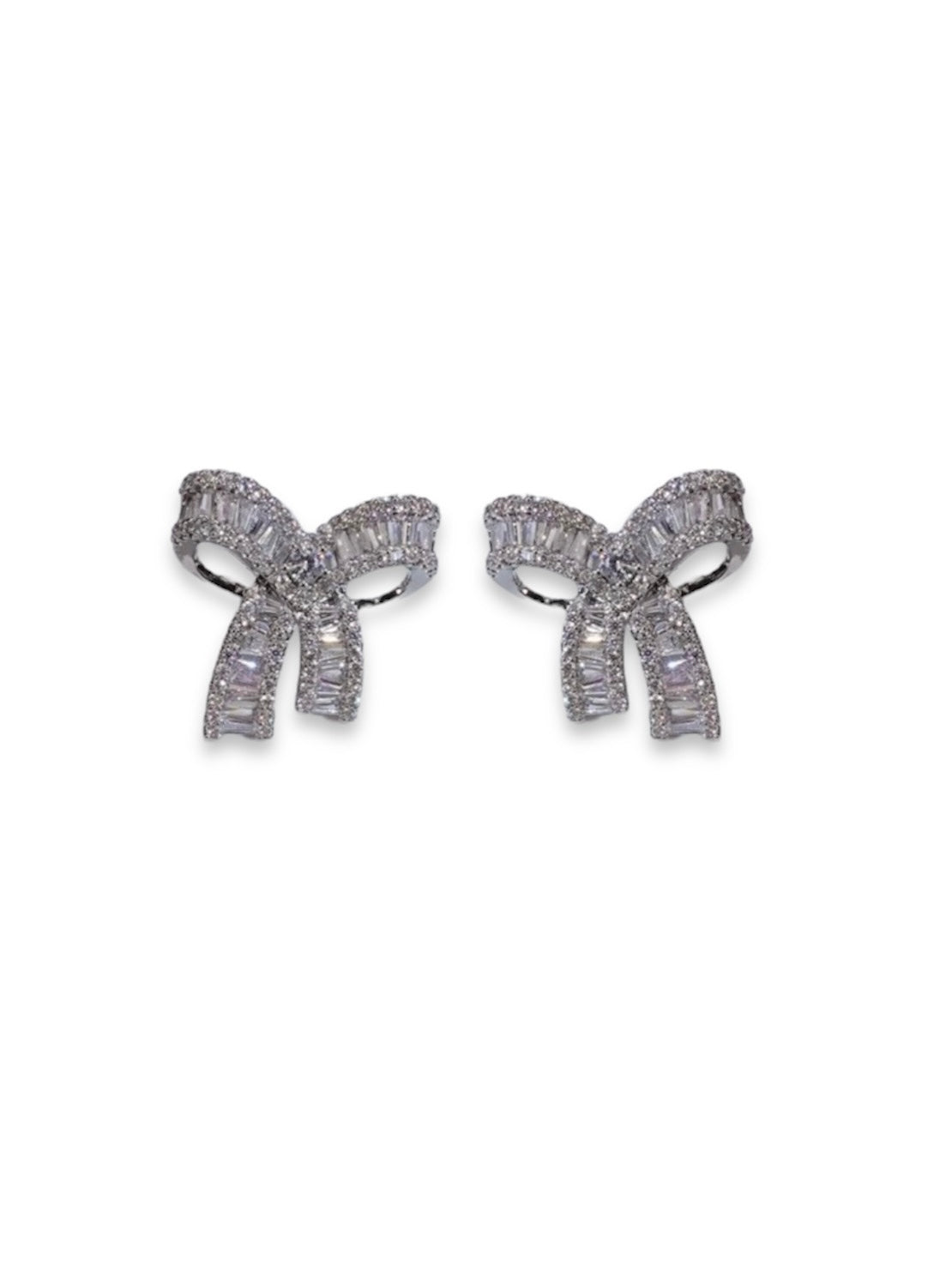 BOW STUDS