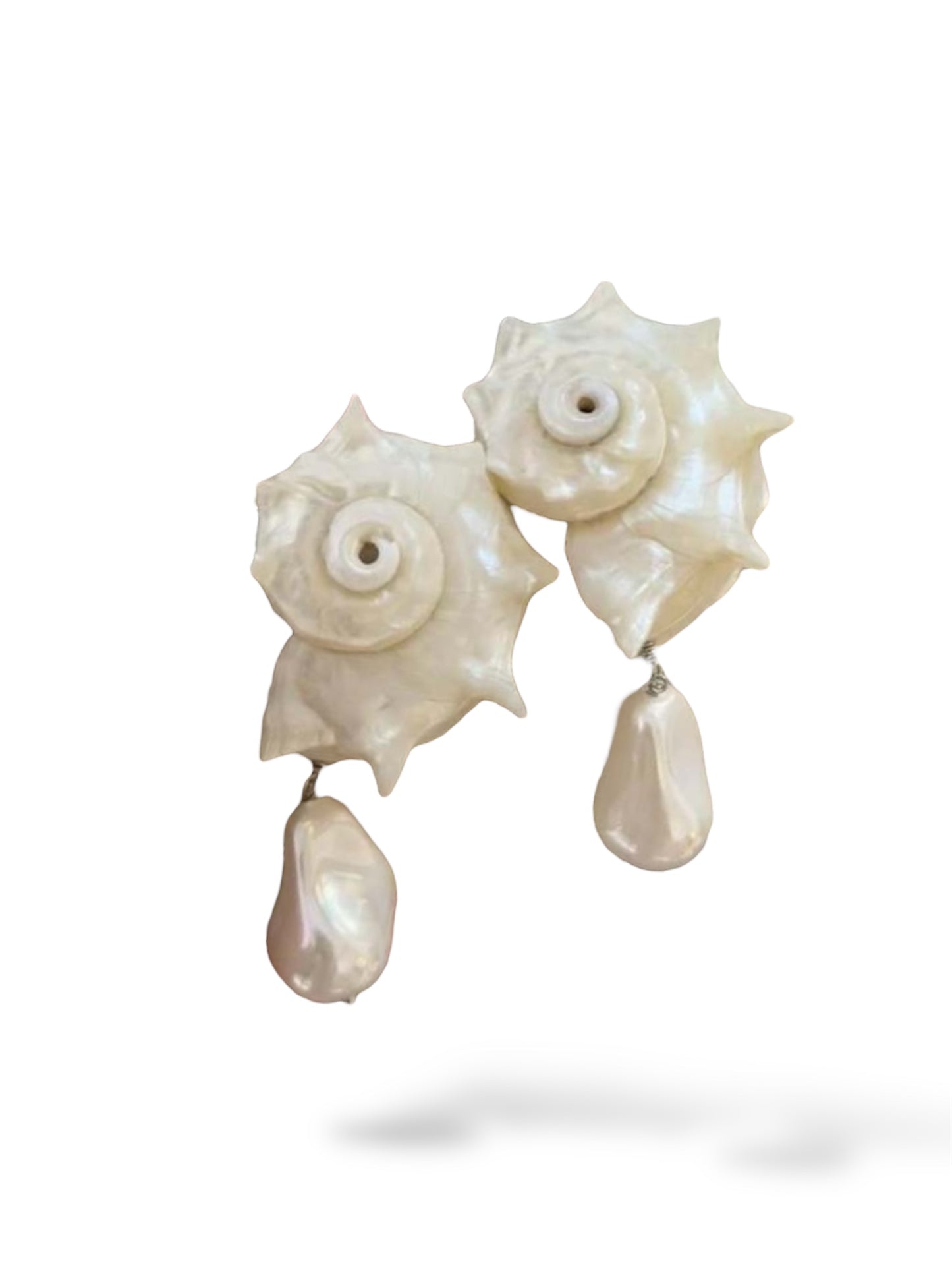 SHELL STATEMENT EARRINGS